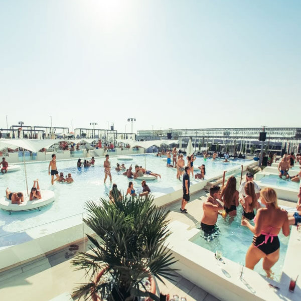 Soho Beach Club – ALADDIN DUBAI TOURS