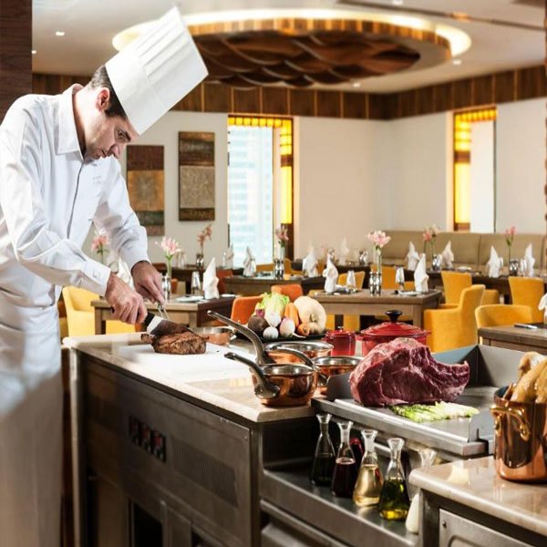 Carlton-Downtown-Hotel10