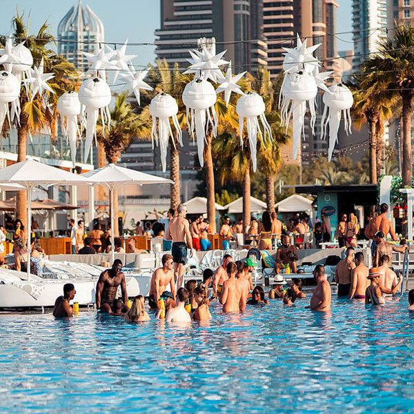 Zero-Gravity-Pool-Party8