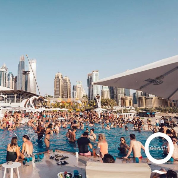 Zero-Gravity-Pool-Party9