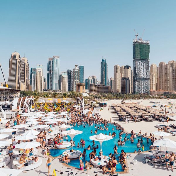 ero-Gravity-Pool-Party2